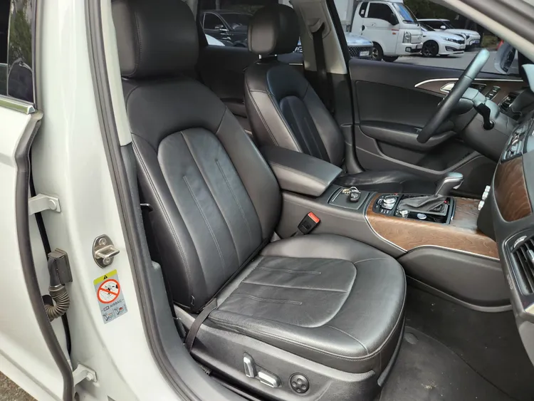 Audi A6 (C7) 7