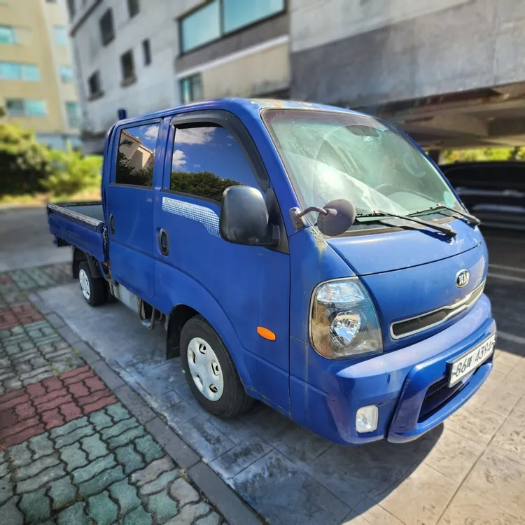Bongo 1-ton 8 3