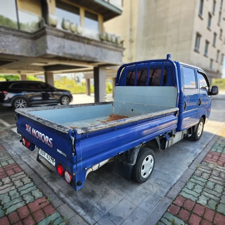 Bongo 1-ton 8 6