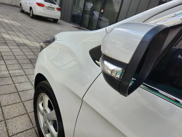 Chevrolet Next Spark 28