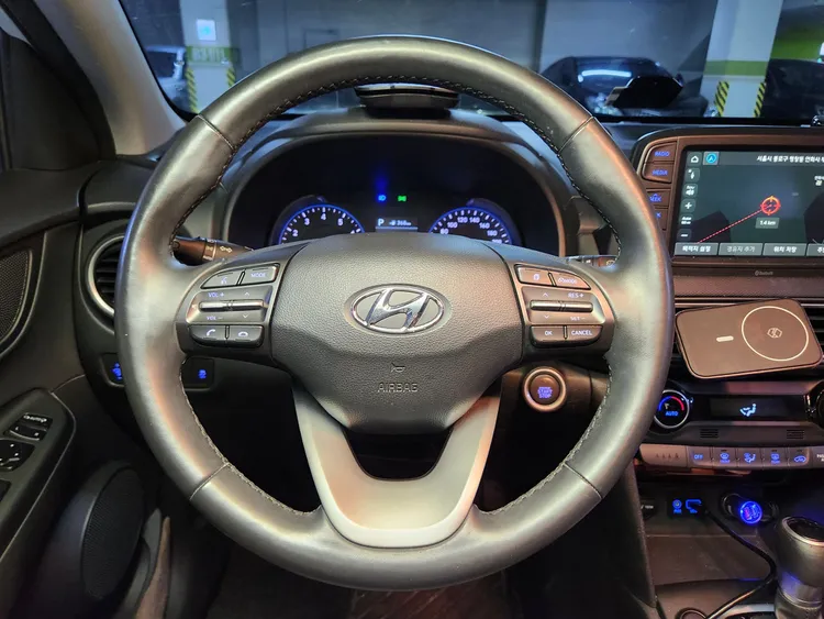 Hyundai Kona 12