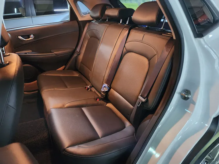 Hyundai Kona 7