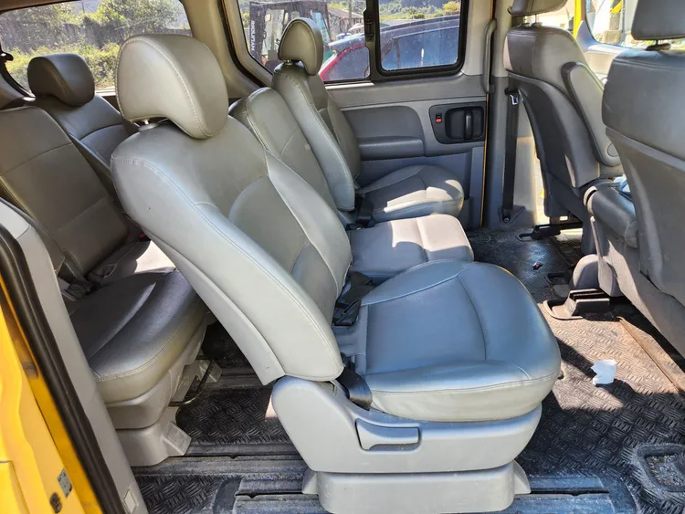 Hyundai Grand Starex 10