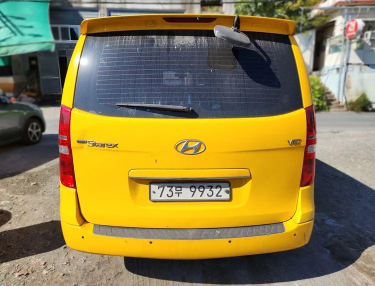 Hyundai Grand Starex 2