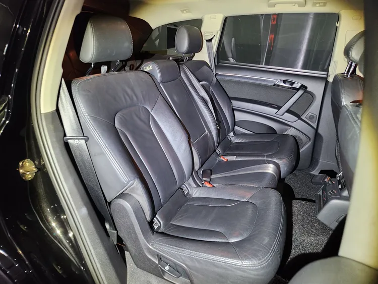 Audi Q7 (4L) 15