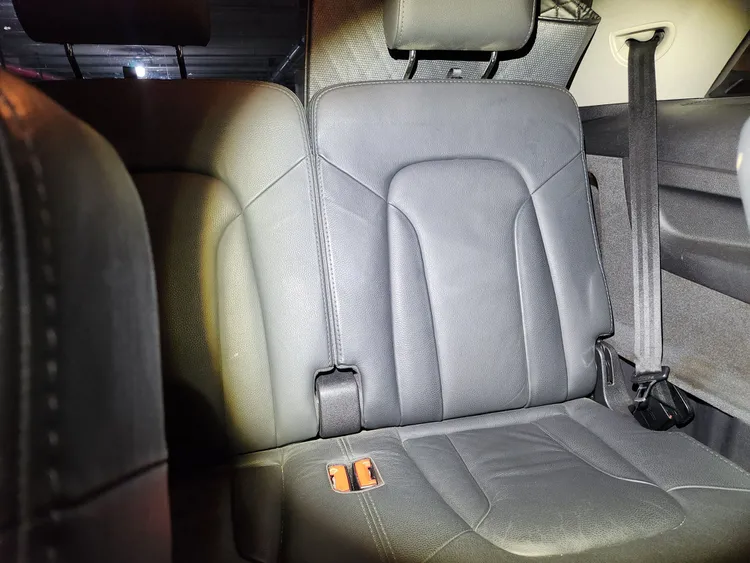 Audi Q7 (4L) 12