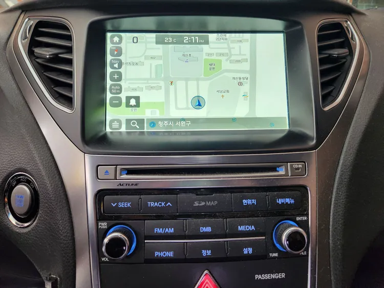 Hyundai Grandeur HG 8