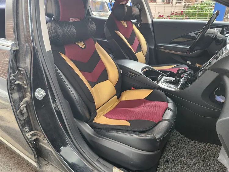 Hyundai Grandeur HG 12
