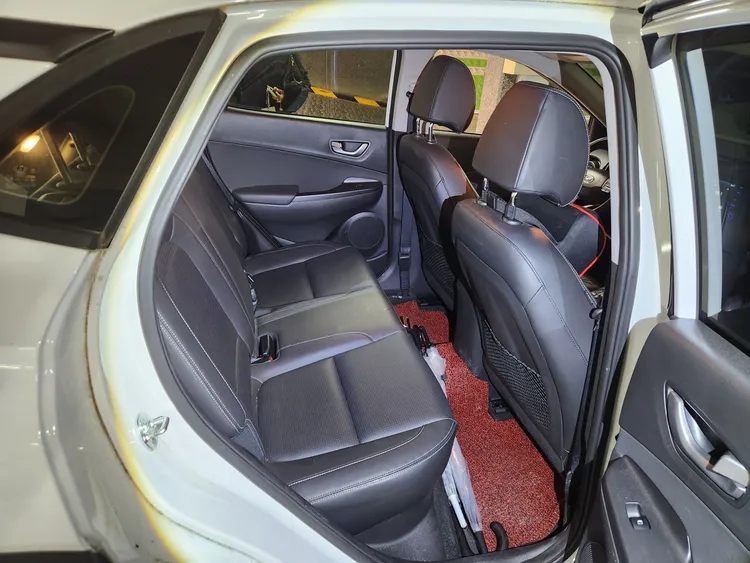 Hyundai Kona 11