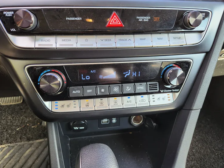 Hyundai Sonata New Rise 8