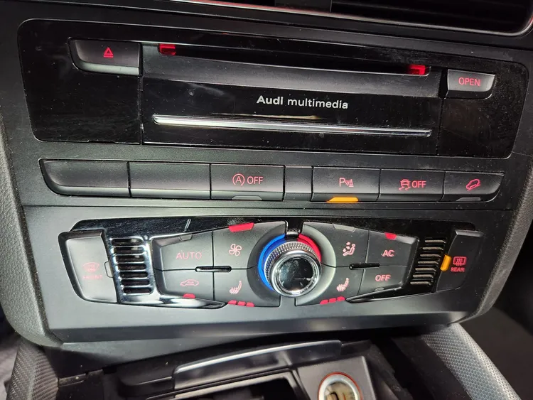 Audi Q5 (8R) 10