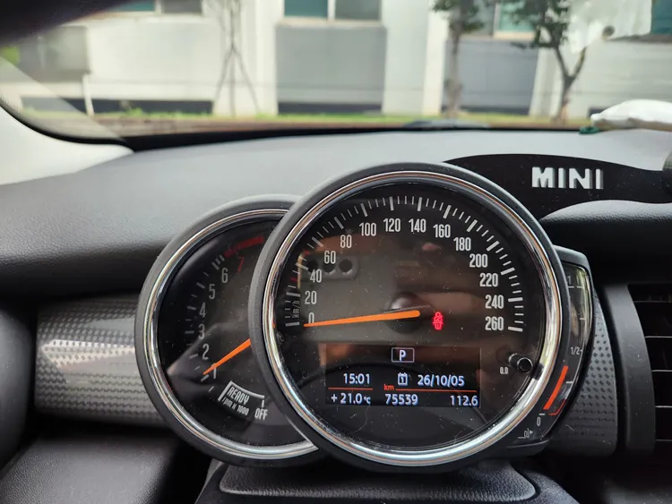 MINI Cooper (F56) 13