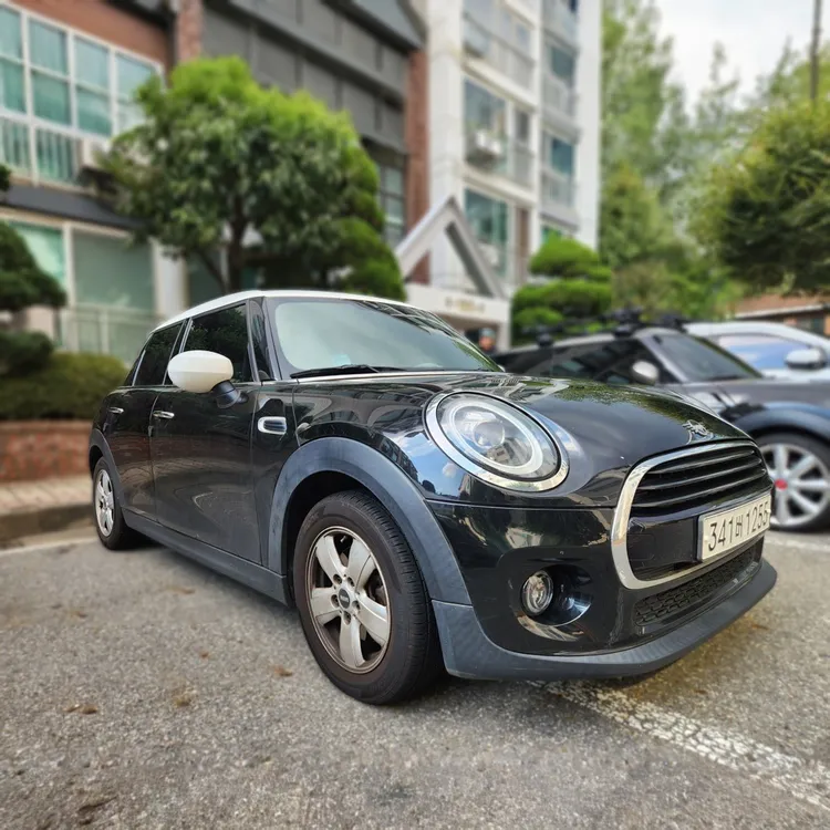 MINI Cooper (F56) 3