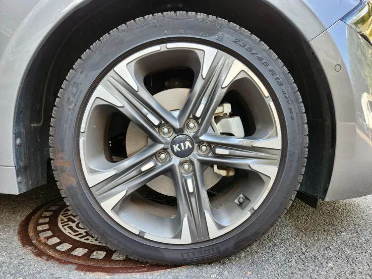 Kia K5 Hybrid 31