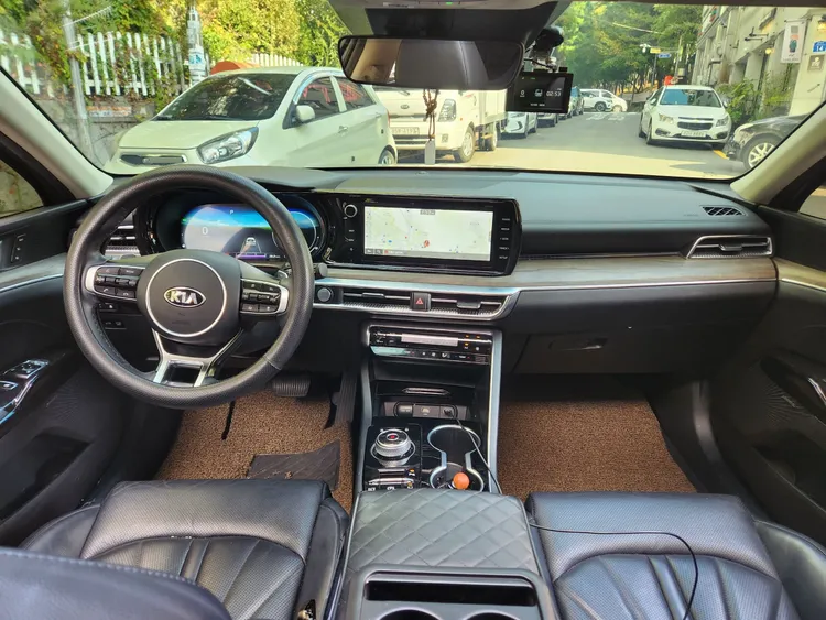 Kia K5 Hybrid 9