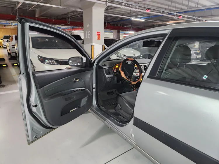 Kia Pride(New) 15
