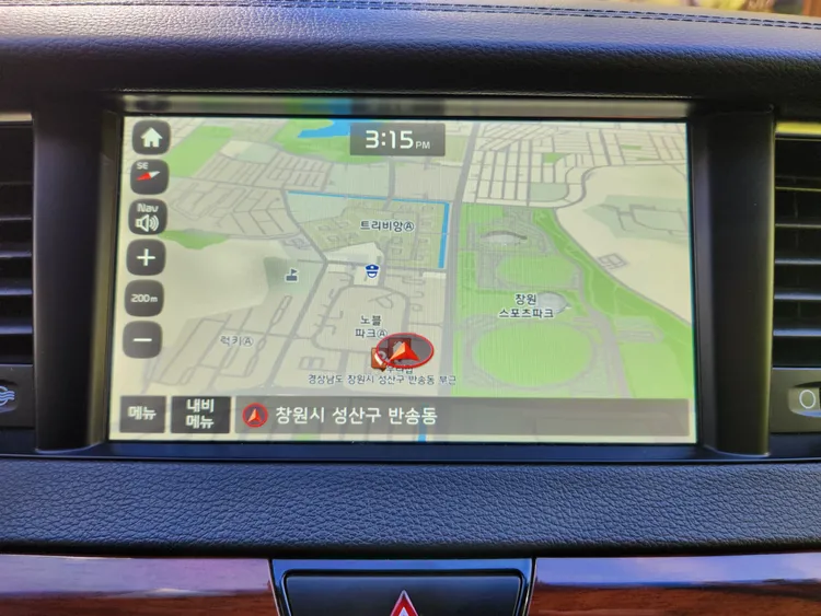 Kia K7 19