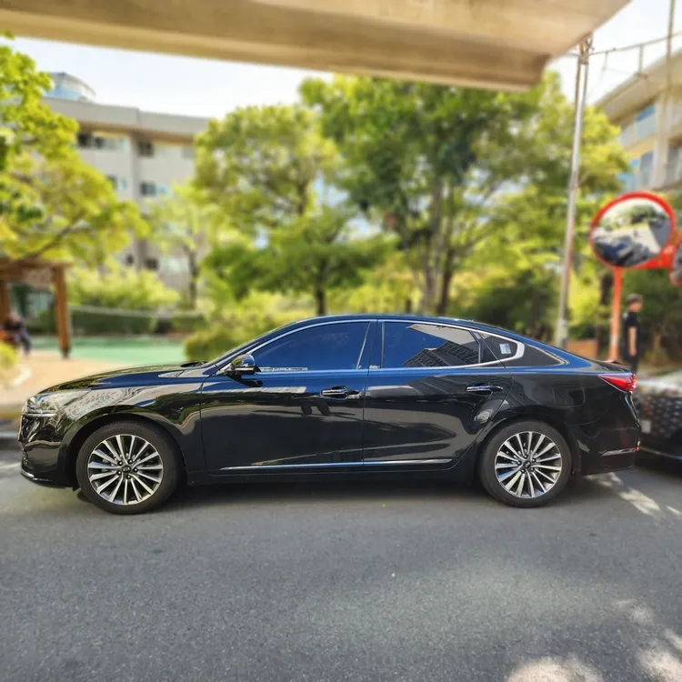 Kia K7 3