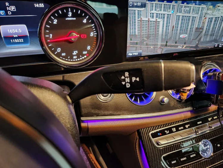 Mercedes E-Class (W213) 16