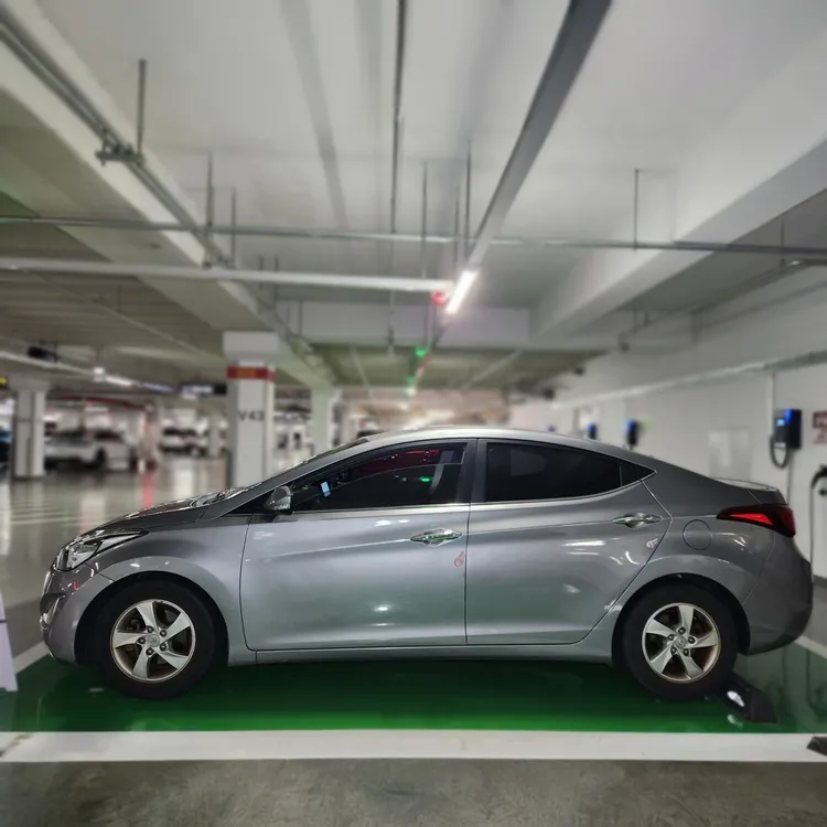 Hyundai Avante 3