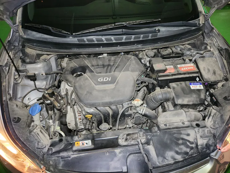 Hyundai Avante 31