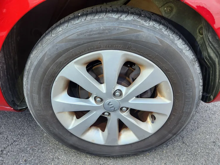 Kia Pride 26