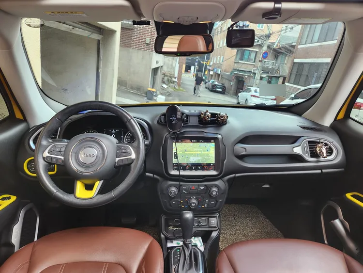 Jeep Renegade 9