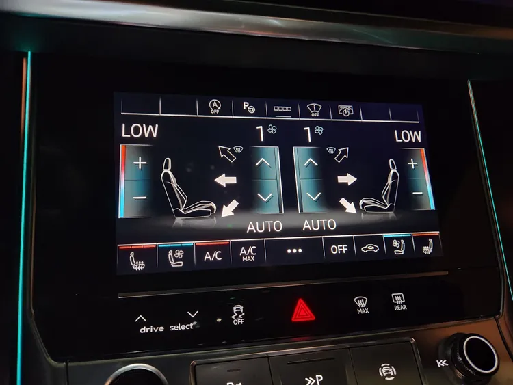 Audi A6 (C8) 25