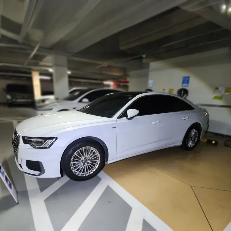 Audi A6 (C8) 2