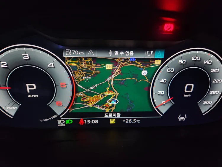 Audi A6 (C8) 11