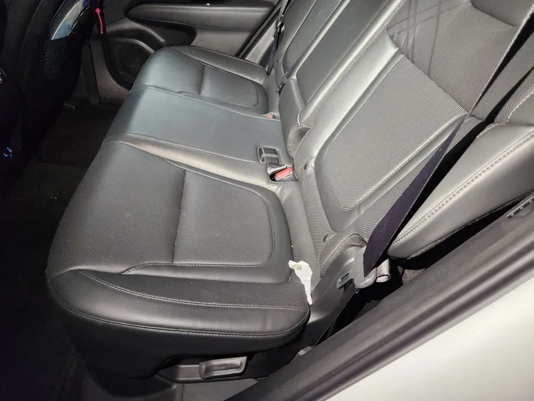 Hyundai Tucson Hybrid (NX4) 18