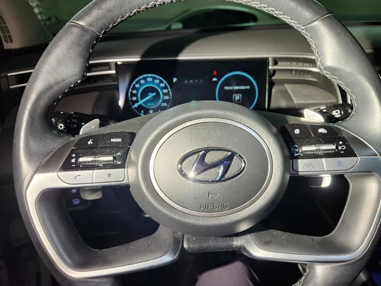 Hyundai Tucson Hybrid (NX4) 16