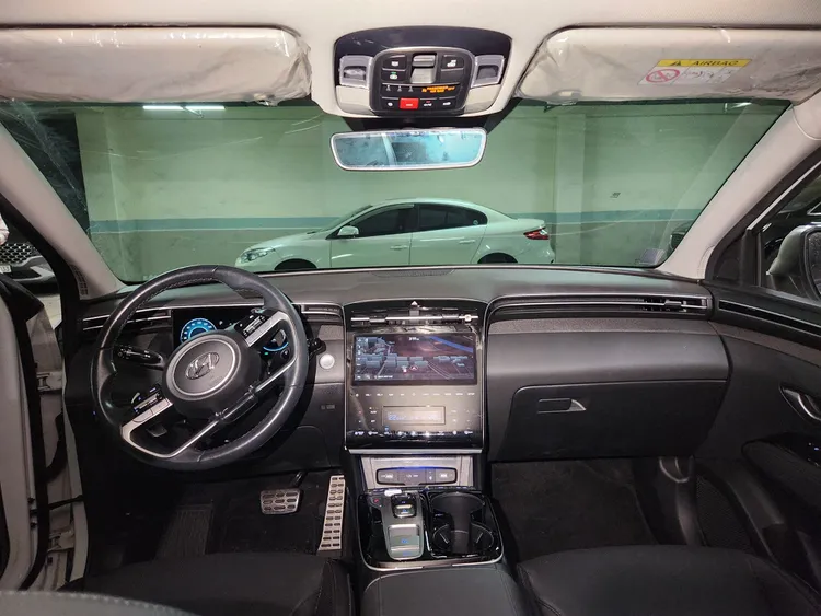 Hyundai Tucson Hybrid (NX4) 12