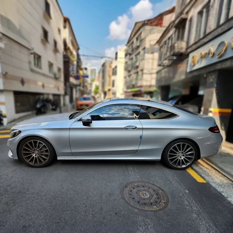 Mercedes C-Class (W205) 3