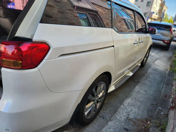 Kia Carnival 6