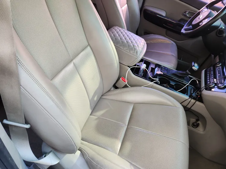 Kia Carnival 12
