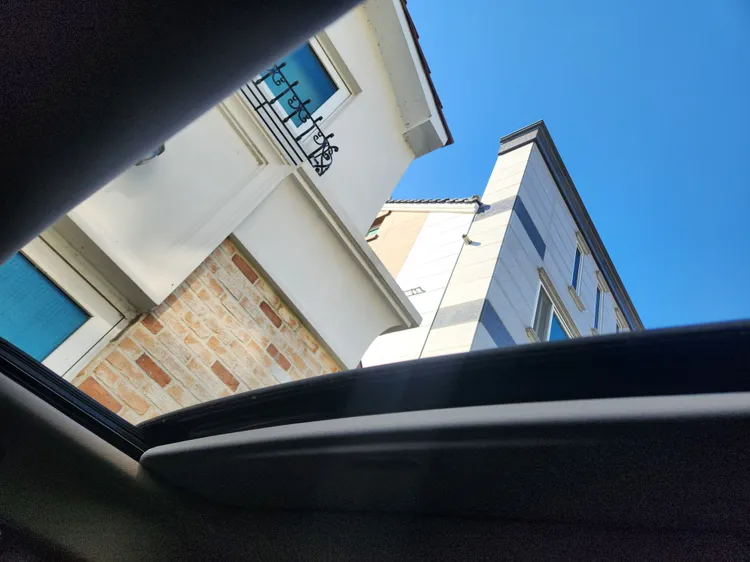 Kia Carnival 23