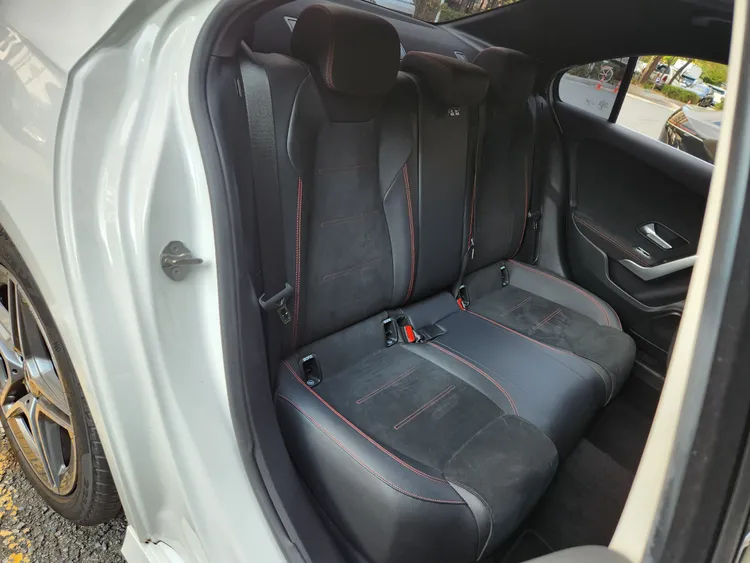 Mercedes A-Class (W177) 12