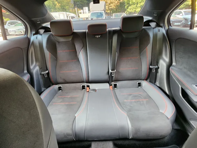 Mercedes A-Class (W177) 15