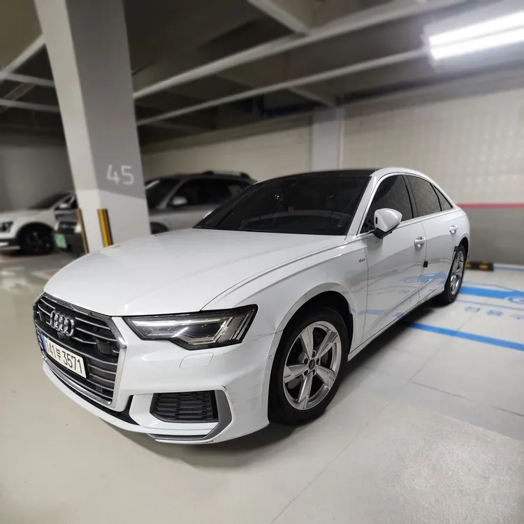 Audi A6 (C8) 2