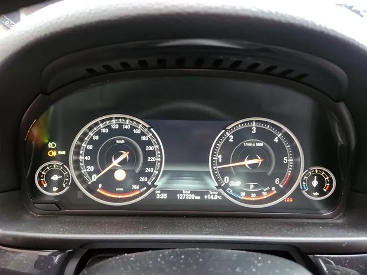 BMW 5 Series (F10) 14