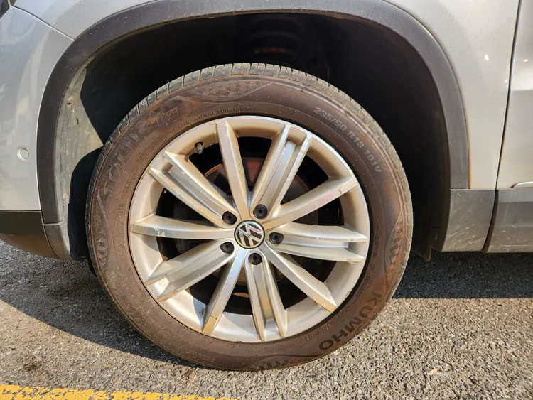 Volkswagen Tiguan 37