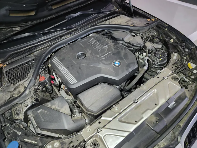BMW 3 Series (G20) 36