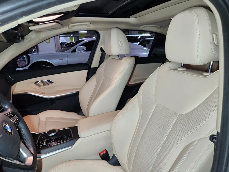 BMW 3 Series (G20) 13