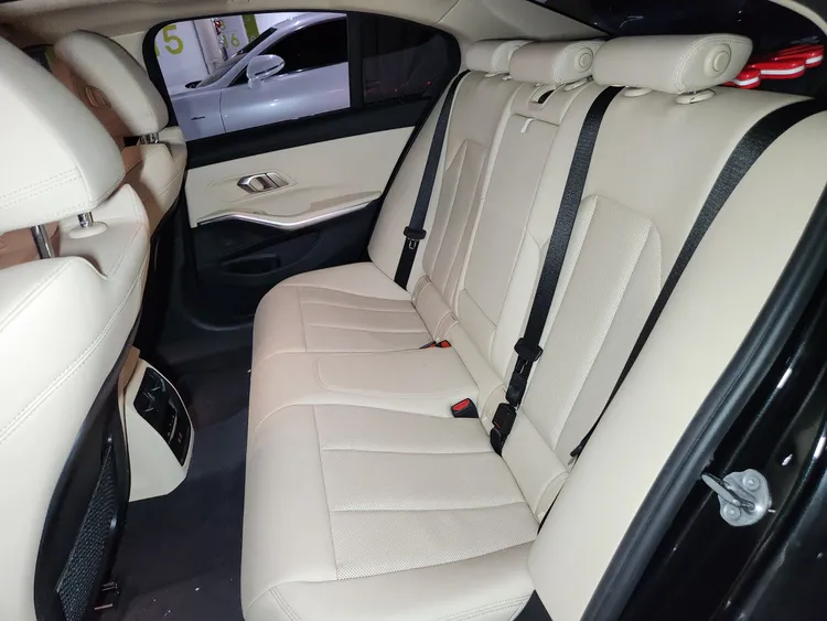 BMW 3 Series (G20) 11