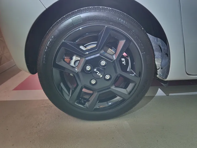 Kia Kia Ray 39