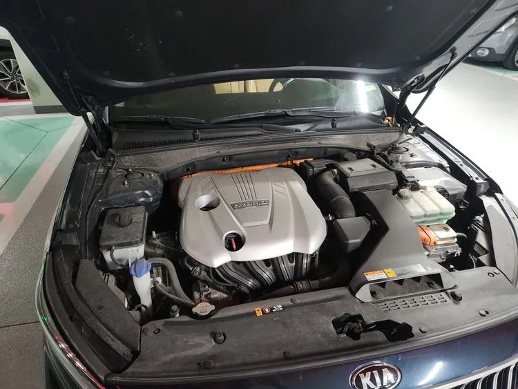 Kia K7 Premier Hybrid 25