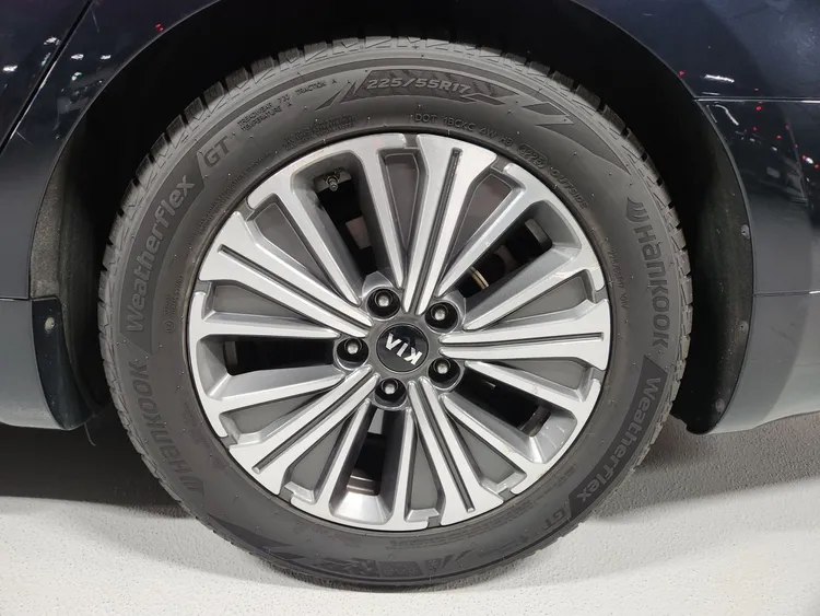 Kia K7 Premier Hybrid 26