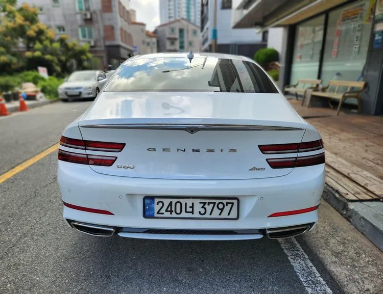 Genesis G80 2
