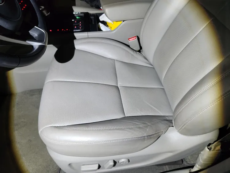 Kia Carnival 28